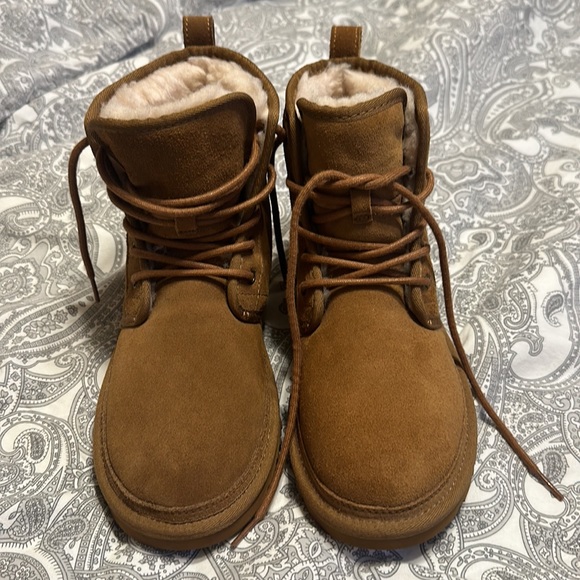 Like new!! - Picture 3 of 4